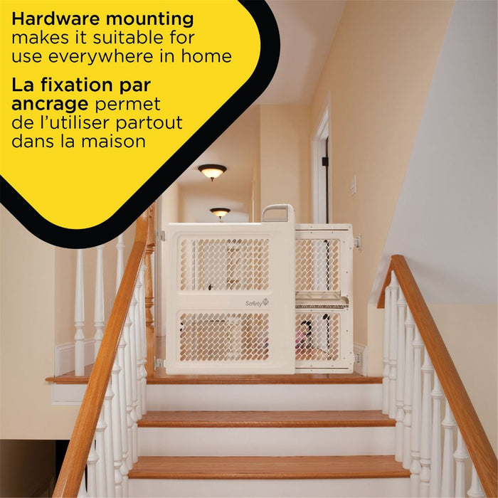 Safety 1st Lift Lock & Swing Gate - White