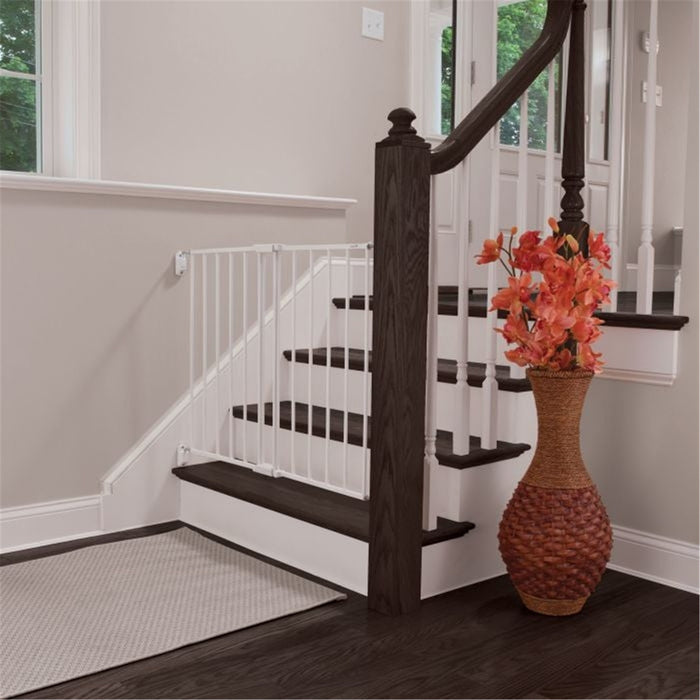 Safety 1st Top of Stairs Expanding Metal Gate