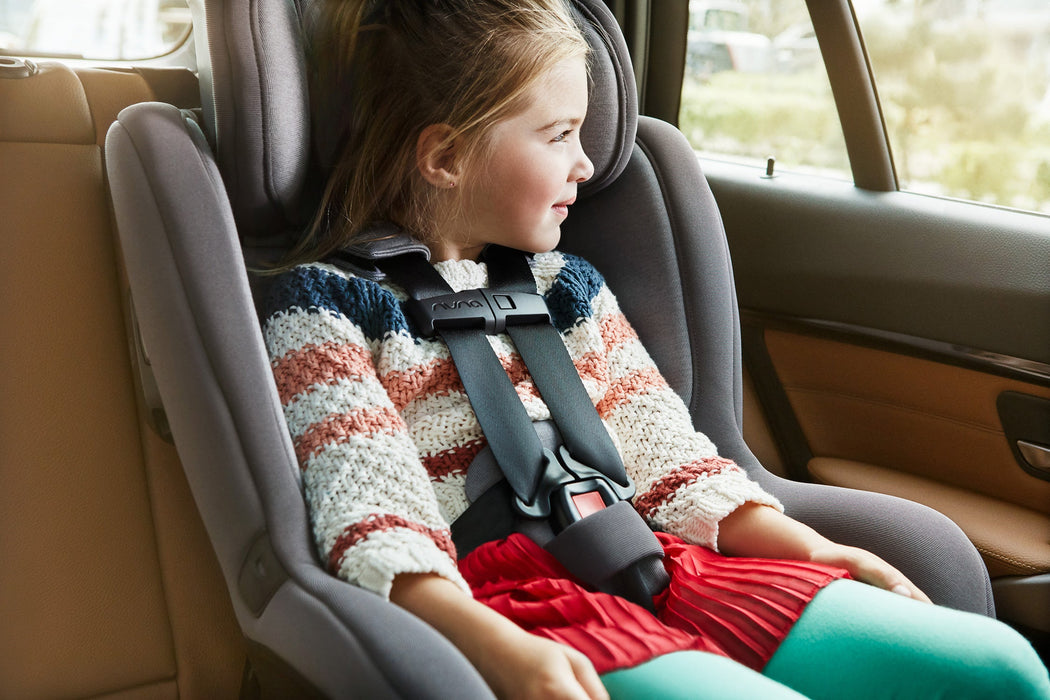 Nuna RAVA Convertible Car Seat - Caviar