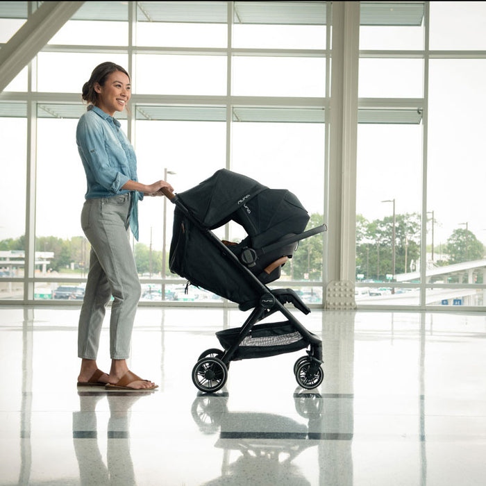 Nuna TRVL Lightweignt Stroller