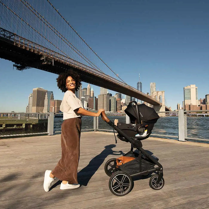 Nuna Mixx with Pipa Urbn Travel System