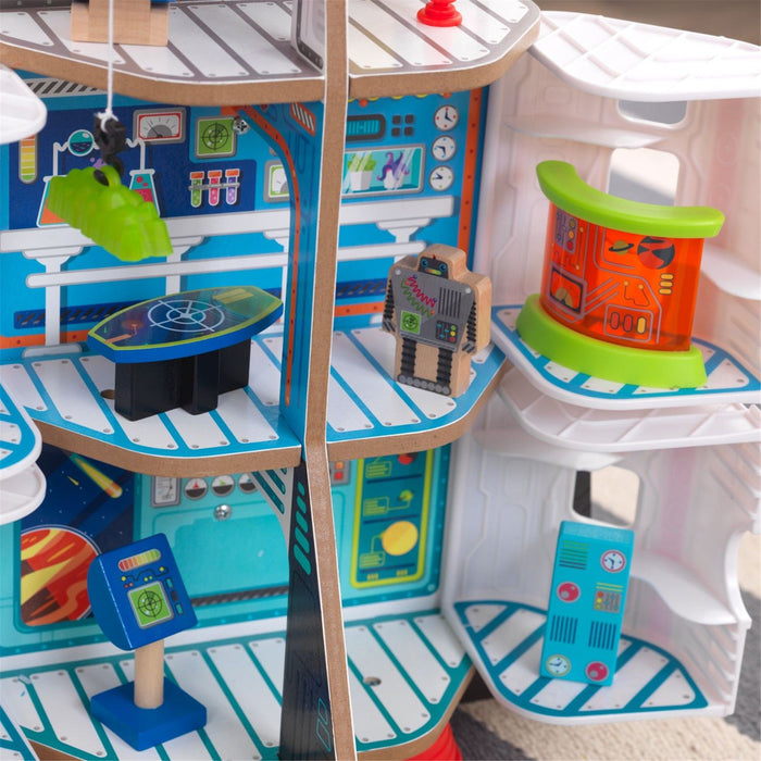 Kidkraft Adventure Bound™ Space Shuttle