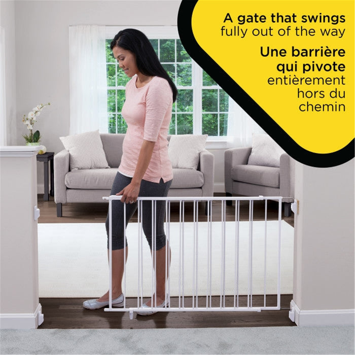 Safety 1st Wide & Sturdy Metal Sliding Gate